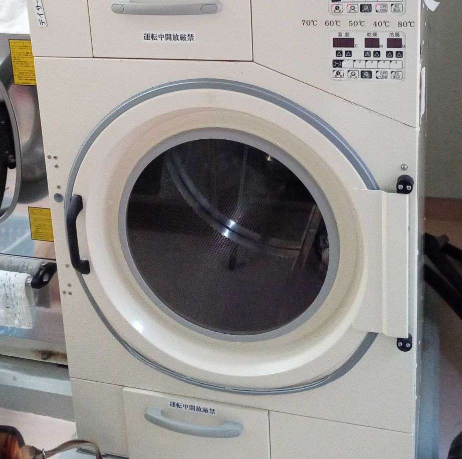 北信地域福祉施設様】業務用乾燥機 シロッコファン清掃 | 株式会社関口商会
